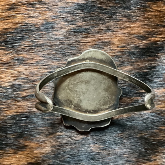 Vintage Native American Sterling Silver Old Pawn Turquoise Cuff - Picture 11 of 16